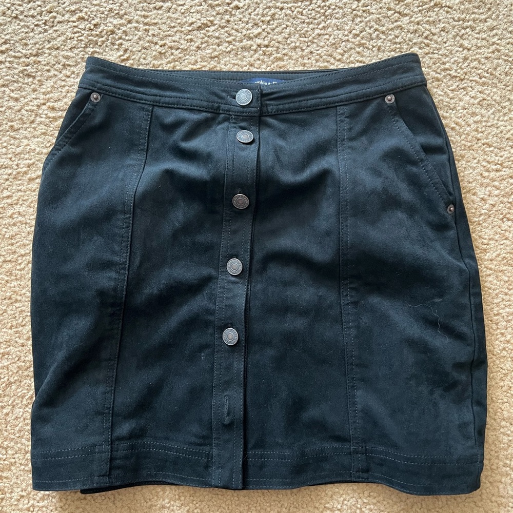 Abercrombie & Fitch Black Button-Down Pencil Skirt